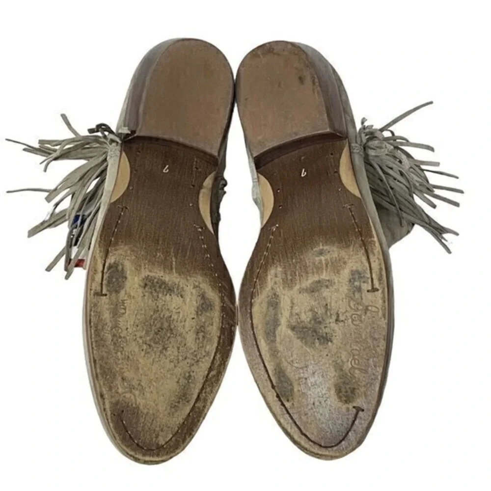 Sam Edelman Women's Paige‎ Fashion Bootie Size 7 M Light Gray Fringe Boho Comfy